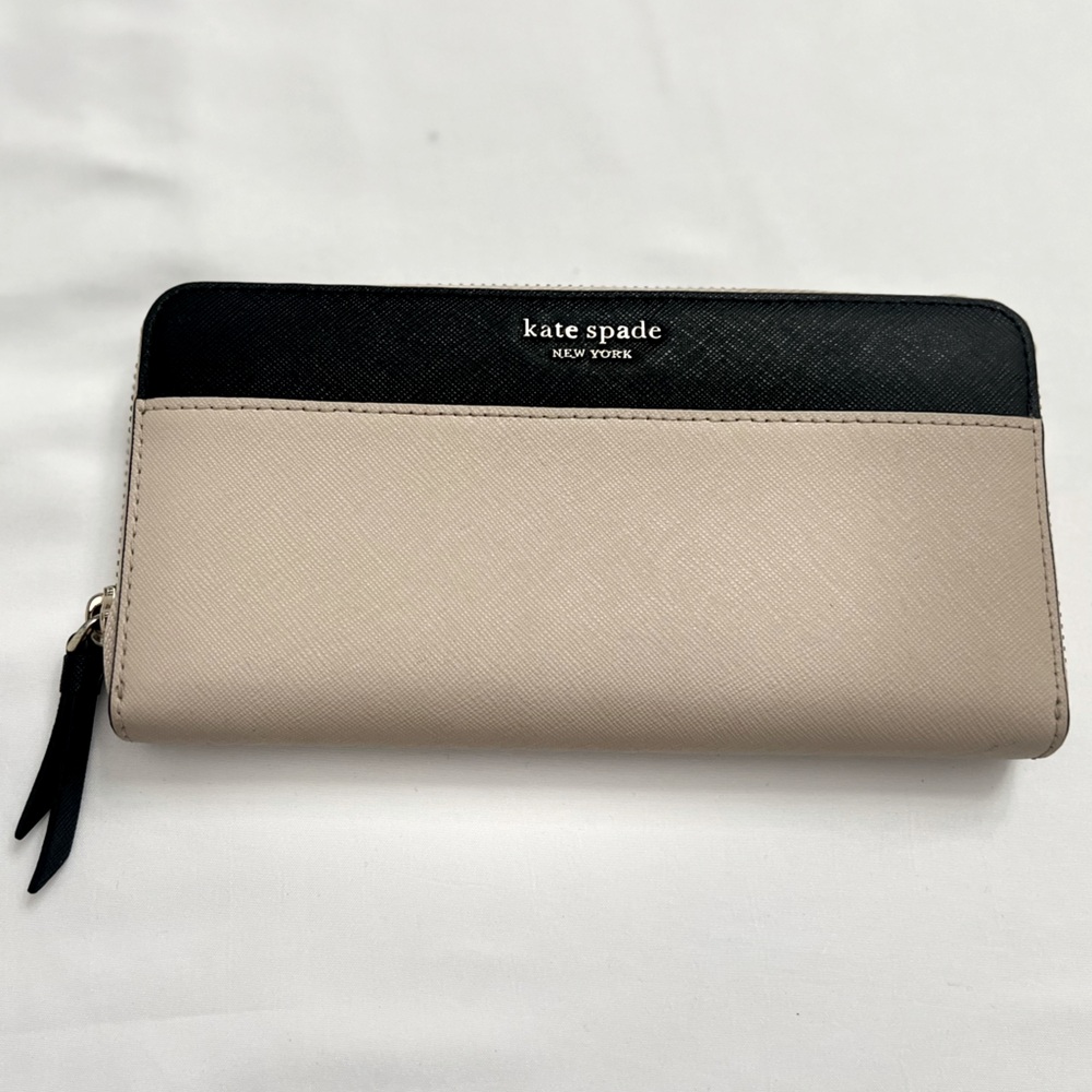 Kate spade Madison Large Continental Wallet Grey